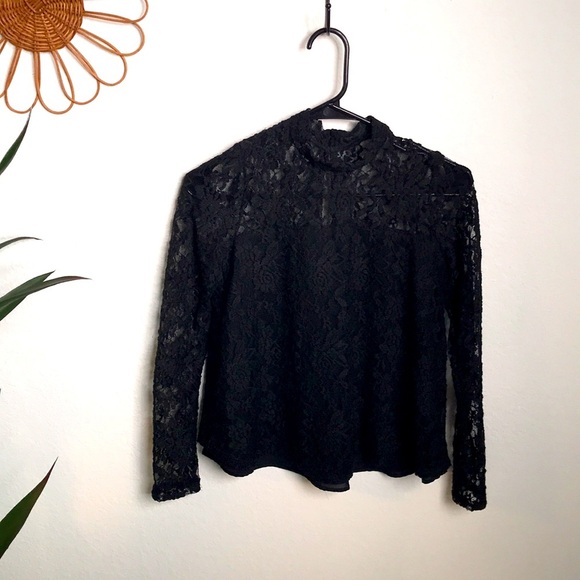 Abercrombie & Fitch Black Lace Overlay Top - Picture 3 of 5